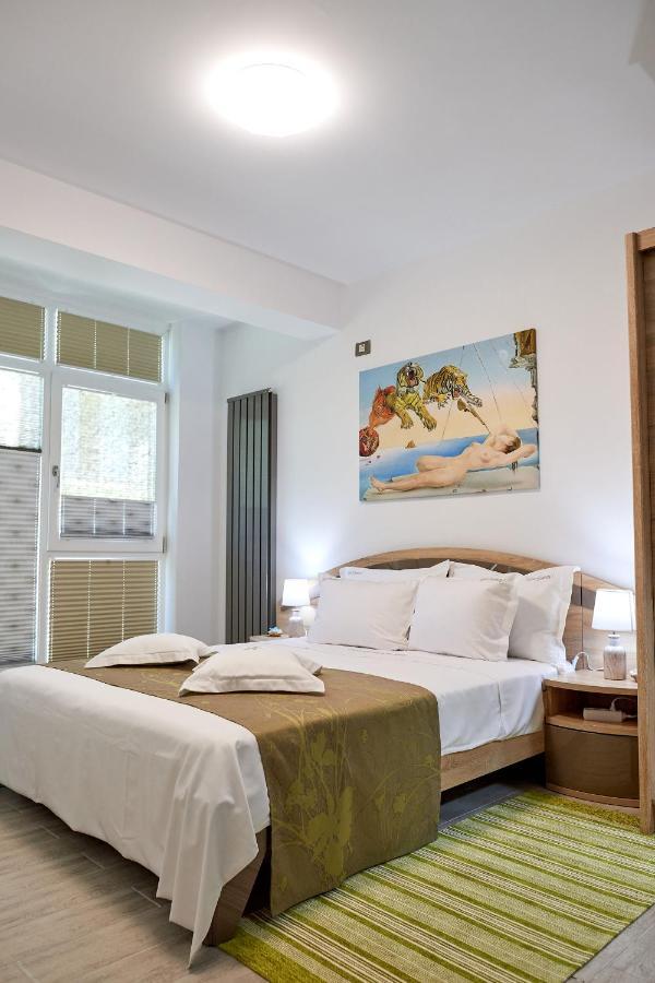 Crystal 26 Apartment - Spa Pool Beach Resort Неводарі Екстер'єр фото