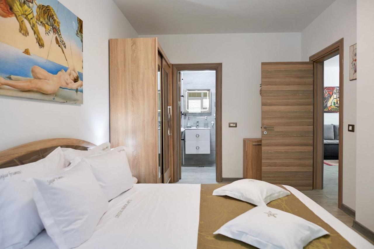 Crystal 26 Apartment - Spa Pool Beach Resort Неводарі Екстер'єр фото