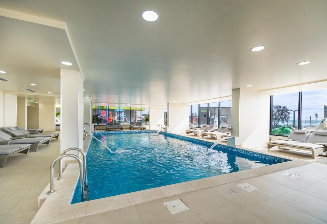 Crystal 26 Apartment - Spa Pool Beach Resort Неводарі Екстер'єр фото