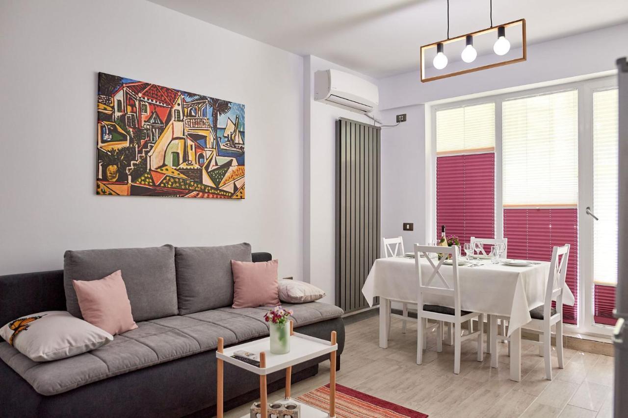Crystal 26 Apartment - Spa Pool Beach Resort Неводарі Екстер'єр фото